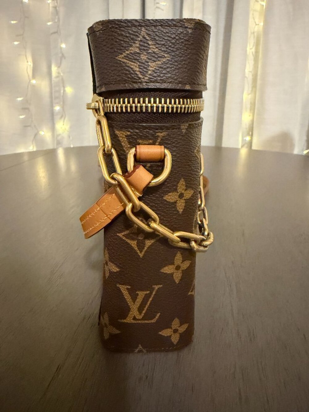 LV Phone Box - Picture 4 of 16